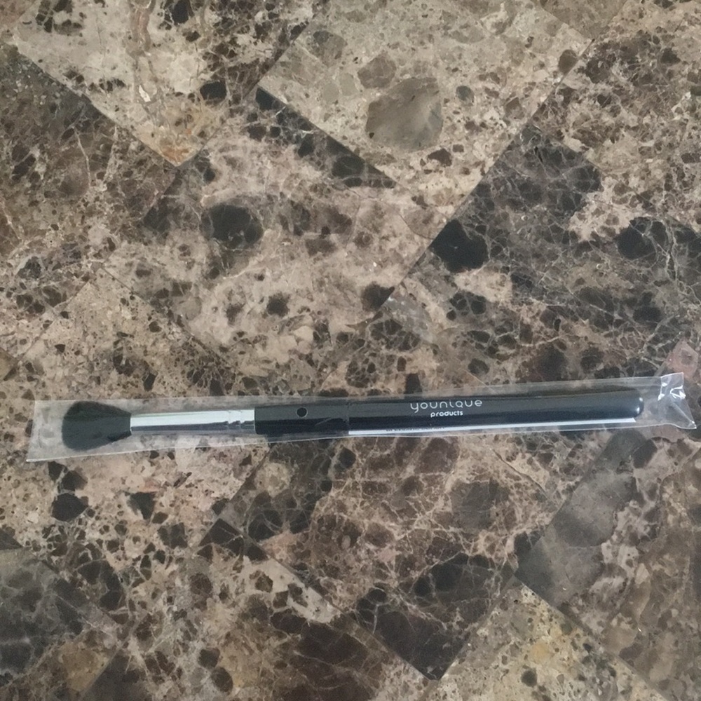 Brand new eye blending brush